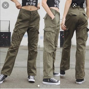 Brandy Melville Piper Cargo Pants